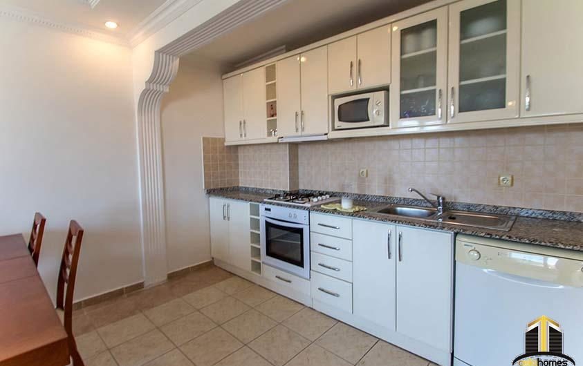 900 meter to Cleopatra Baech