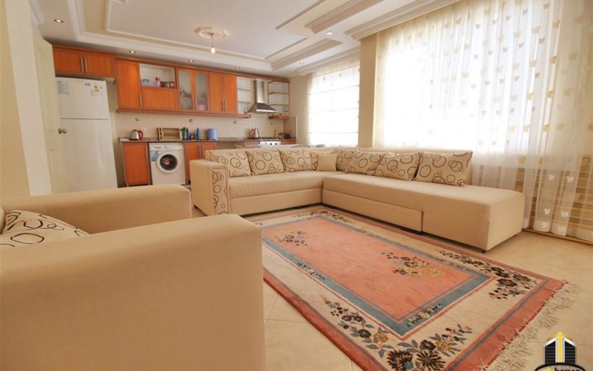 King size at first sea line in Mahmutlar