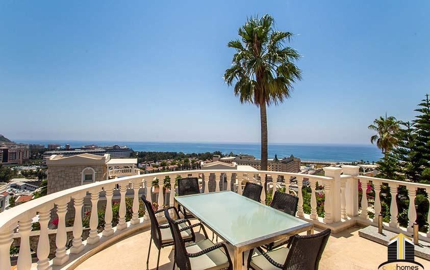 Prestigious & Luxurious Villas For Sale in Oasis Club II Residence in Konakli!