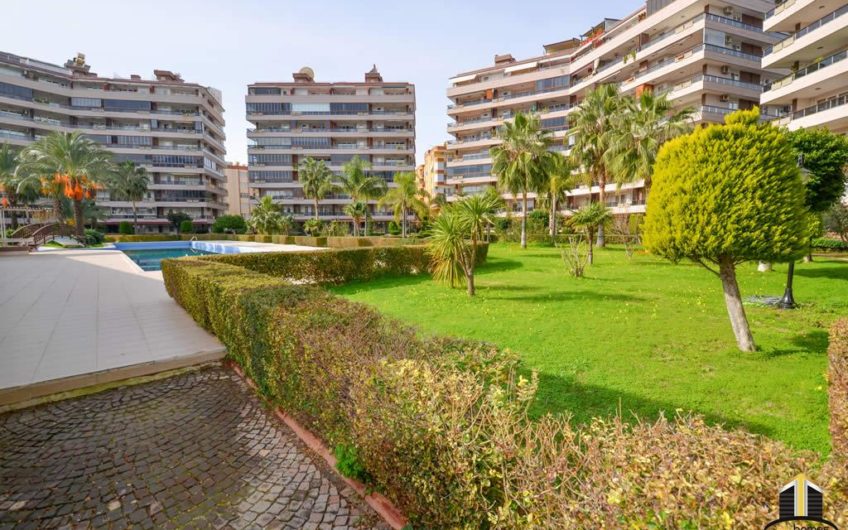 Luxury Penthouse For Sale in Hexa Residence in Kargicak!