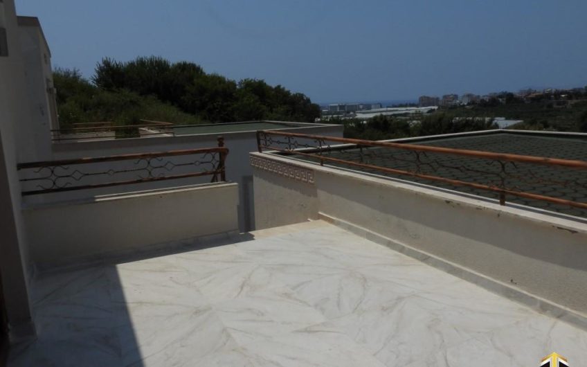 Luxury Penthouse For Sale in Hexa Residence in Kargicak!