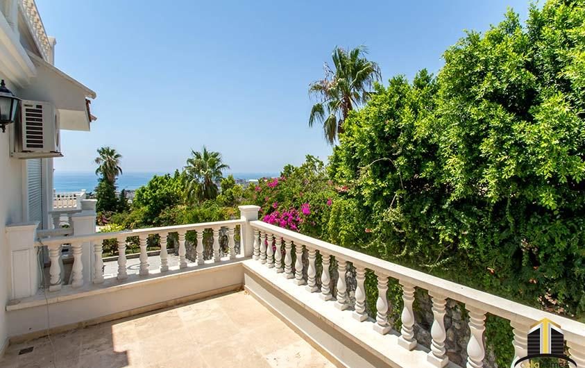 Prestigious & Luxurious Villas For Sale in Oasis Club II Residence in Konakli!