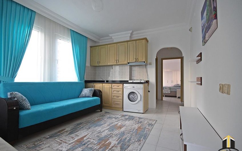 900 meter to Cleopatra Baech