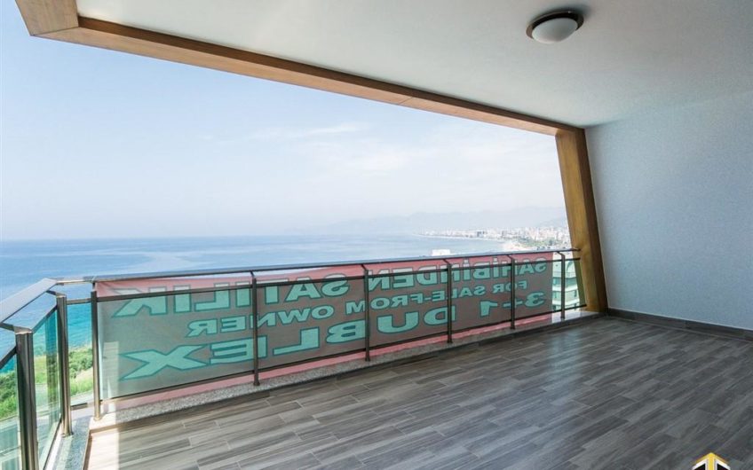 Luxury Penthouse For Sale in Hexa Residence in Kargicak!
