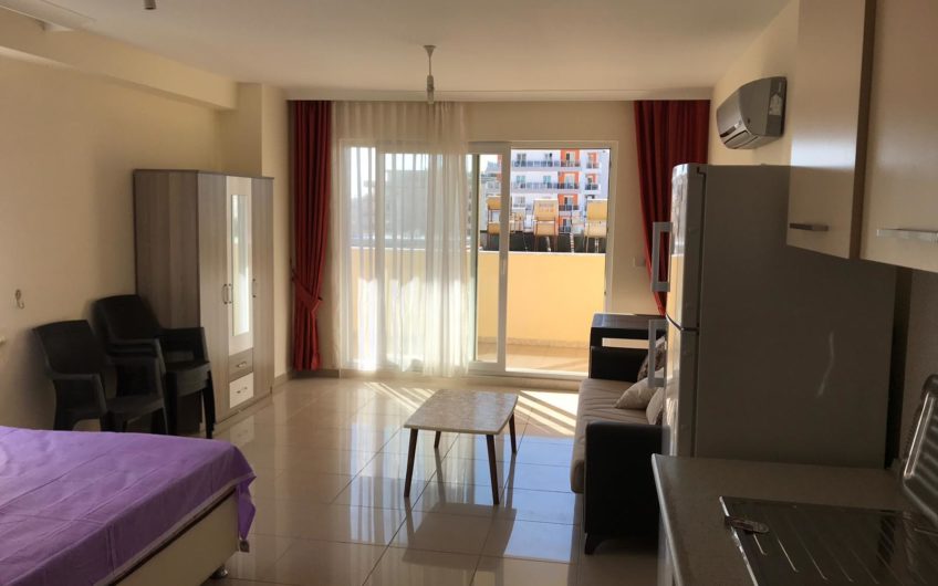 Fullt möbelard studio lägenhet i Mahmutlar