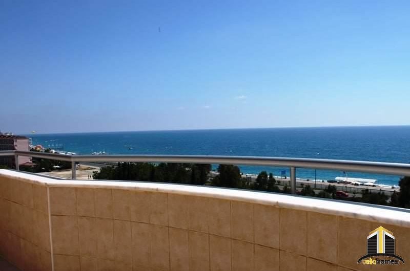 Mahmutlarda denize sifir penthouse