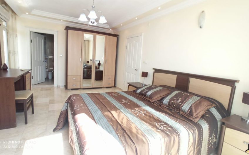 Mahmutlarda denize sifir penthouse