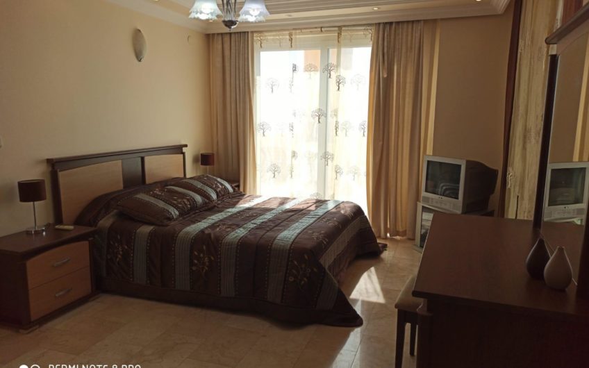 Mahmutlarda denize sifir penthouse