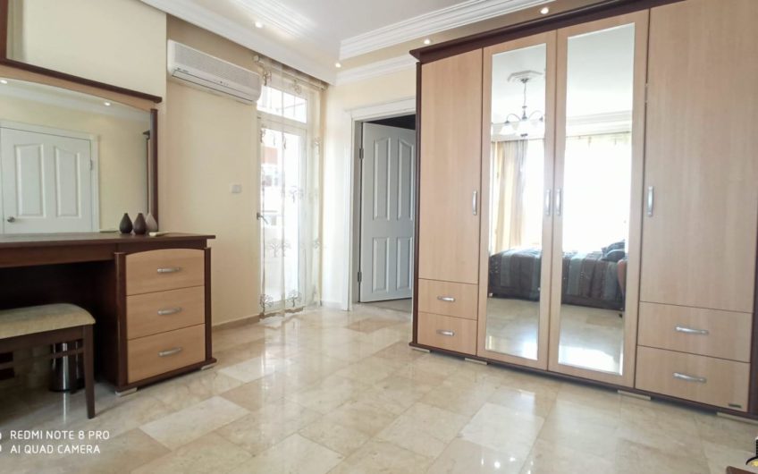 Mahmutlarda denize sifir penthouse