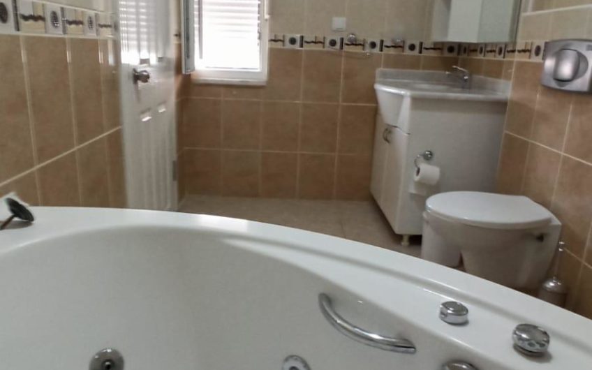 Mahmutlarda denize sifir penthouse