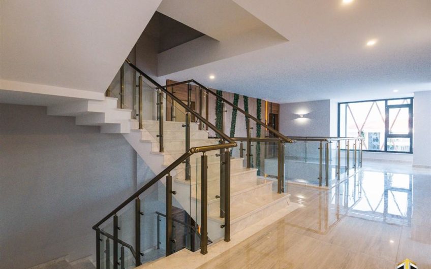 Arnelya Residencede full esyali penthouse