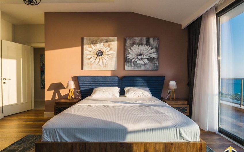 Arnelya Residencede full esyali penthouse