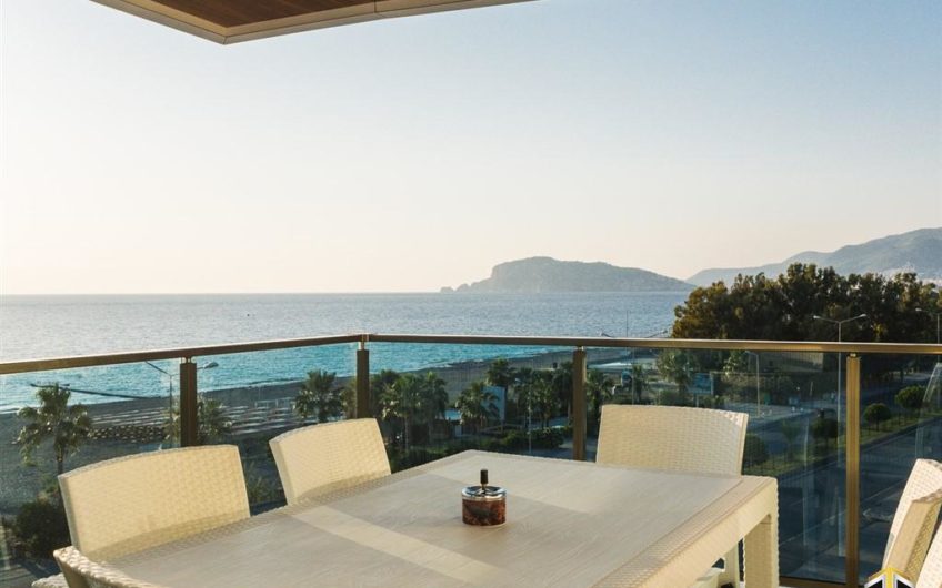 Arnelya Residencede full esyali penthouse