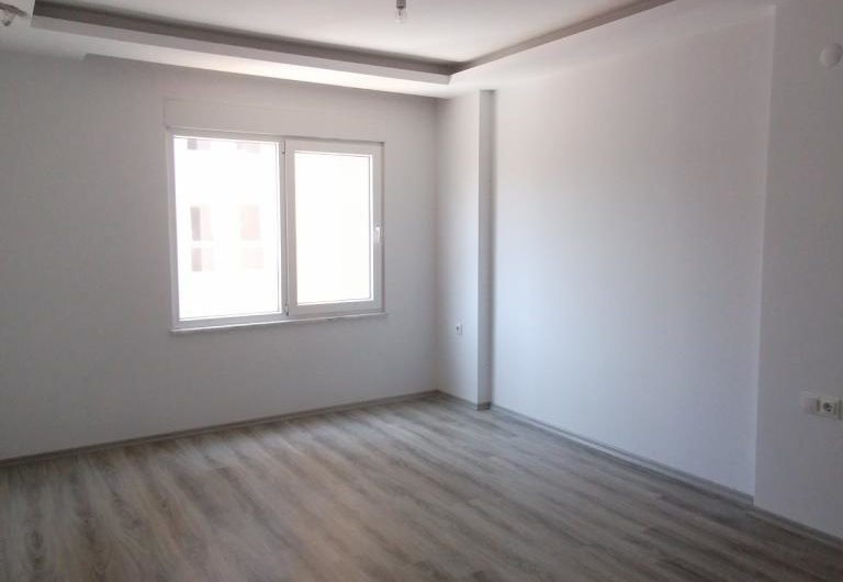 Mahmutlarda Vivamus sitesinde 3+1 daire