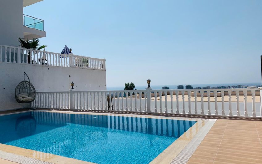 Lavpris poolvilla til statsborgerskab i Tyrkiet