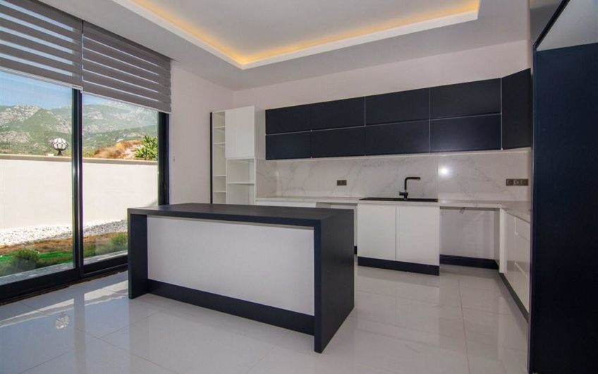 Luksus møbleret villa med havudsigt i Alanya