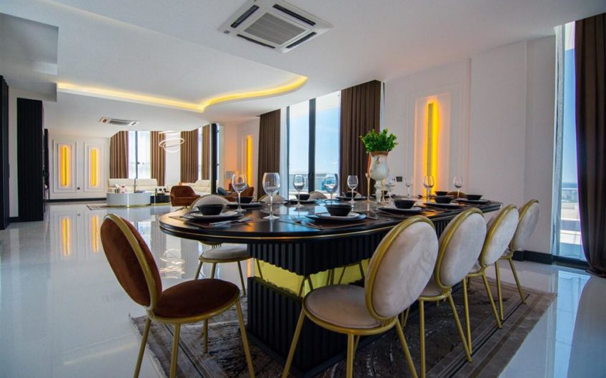 Luksus møbleret villa med havudsigt i Alanya