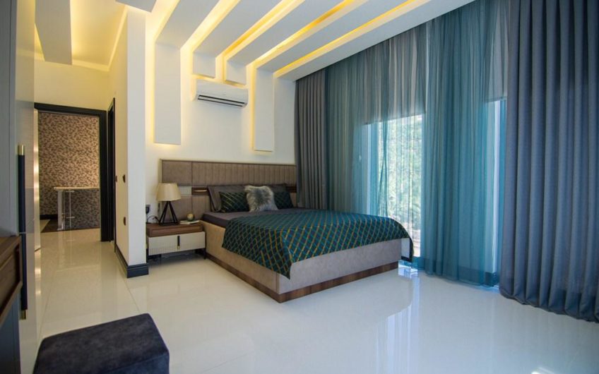 Luksus møbleret villa med havudsigt i Alanya