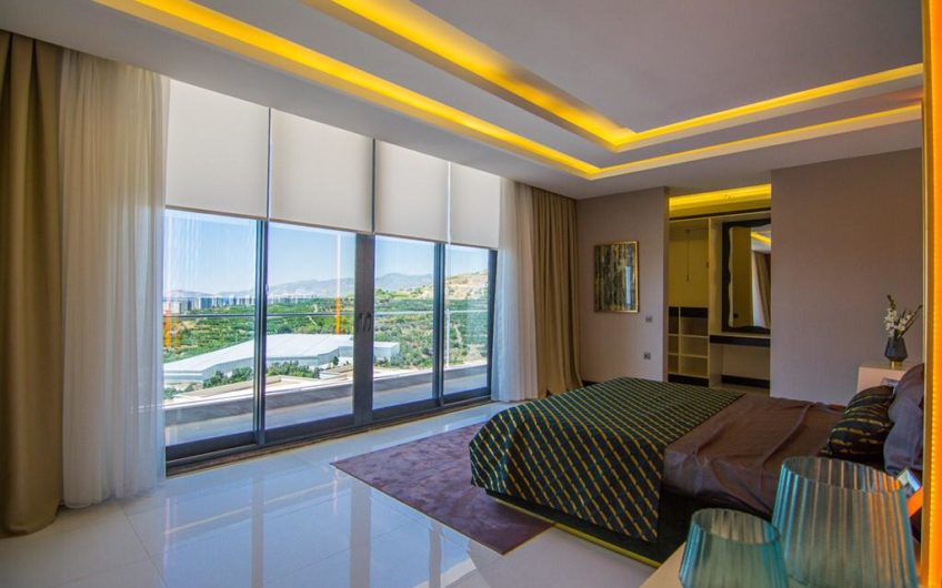 Luksus møbleret villa med havudsigt i Alanya