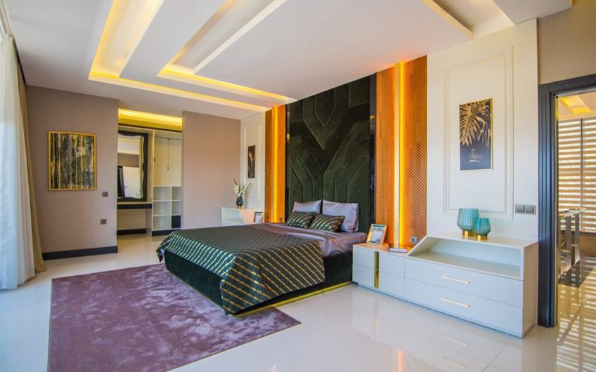 Luksus møbleret villa med havudsigt i Alanya