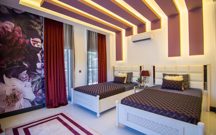 Luksus møbleret villa med havudsigt i Alanya