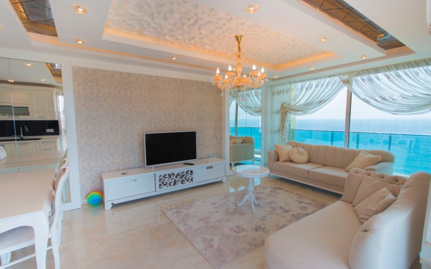 Empire Residence Mahmutlar’da deniz manzaralı rahat daire