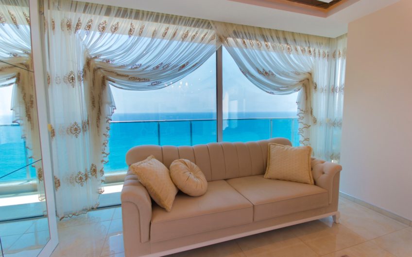 Empire Residence Mahmutlar’da deniz manzaralı rahat daire