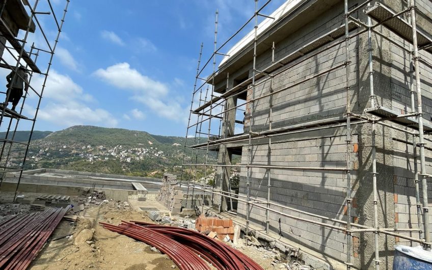 Villen im Bau mit Meerblick zum kleinen Preis