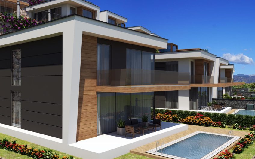 Alanya Konaklı’da deniz kenarında yeni villalar