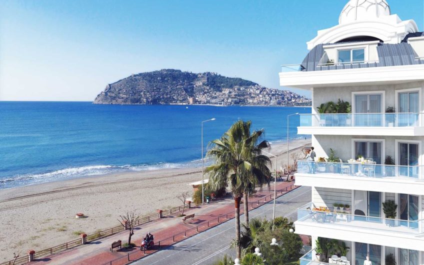 Lejligheder og penthouselejligheder ved havet i et førsteklasses kompleks