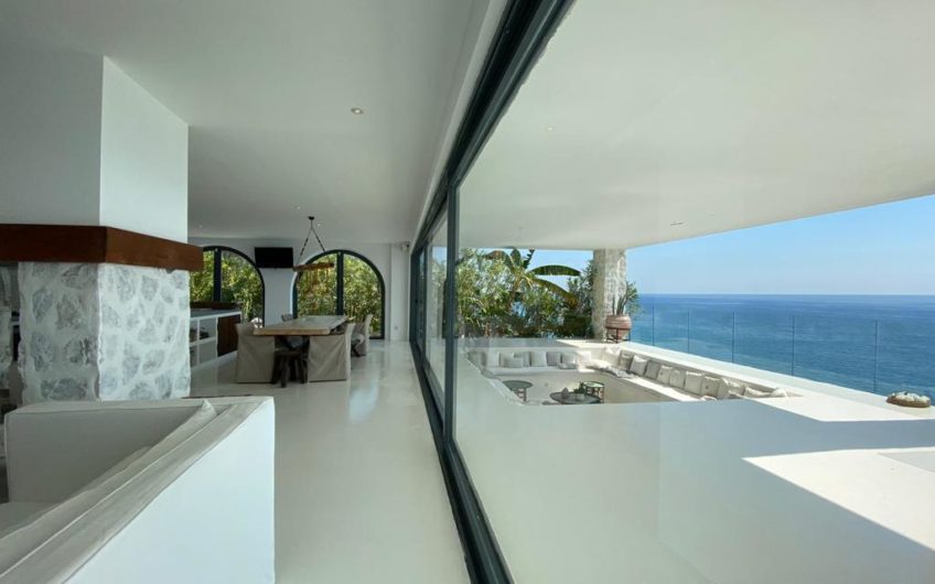 Fabulous villa near the ancient city and Aytap bay in Alanya