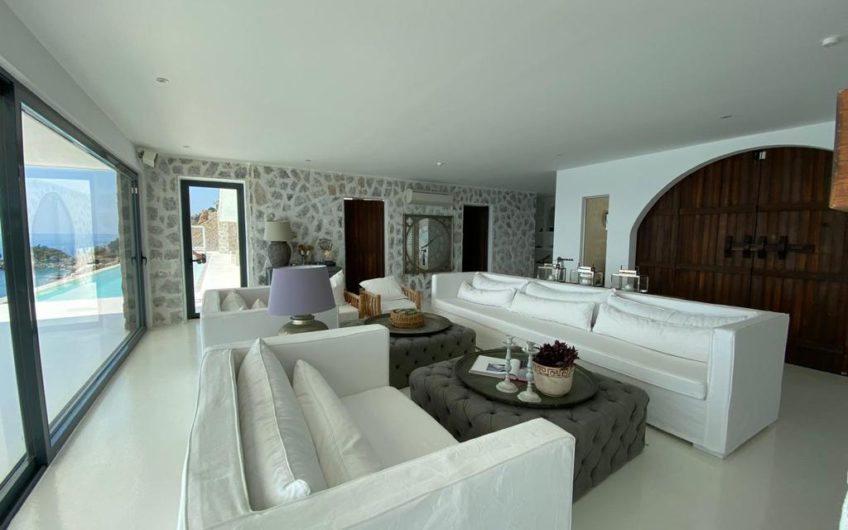 Fabulous villa near the ancient city and Aytap bay in Alanya