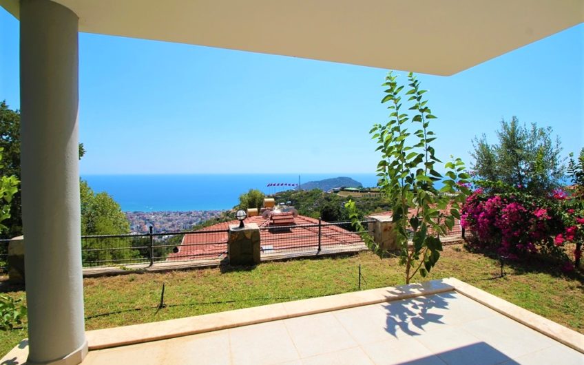 Villa 3+1 deniz manzaralı
