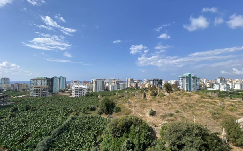 Apartment 3 + 1 in the Blue tower complex in Mahmutlar