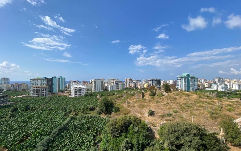 Apartment 1+1 in the Blue tower residence in Mahmutlar